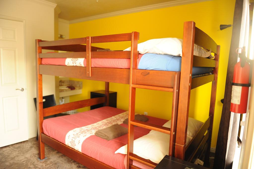 Camelot Inn At Honeyville Pokoj fotografie